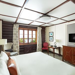 Fairmont Queen Room